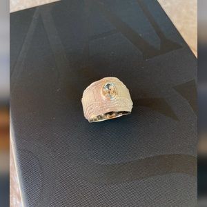 Beautiful blue topaz and silver ring